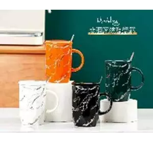 Чашка керамічна 420 мл з кришкою і ложкою Мармур, зелений