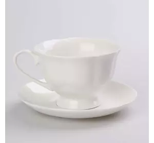 Чашка чайная с блюдцем 200 мл из фарфора, белый